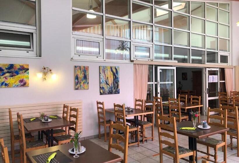 هتل Hôtel Saint Augustin