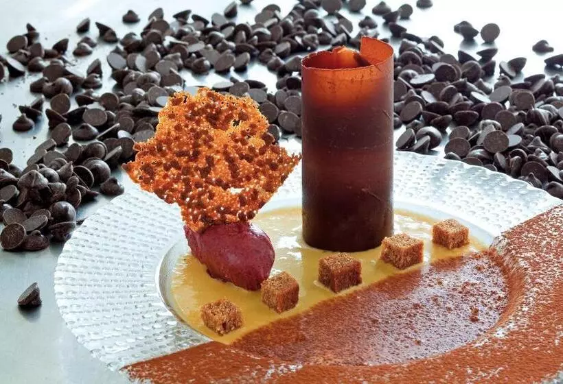 فندق L Oustal Del Barry