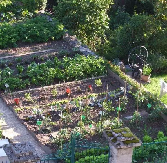 فندق L Oustal Del Barry