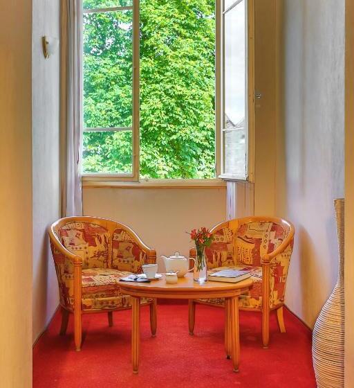 Hotel L Oustal Del Barry