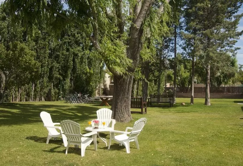 Hotel La Posada De Madryn