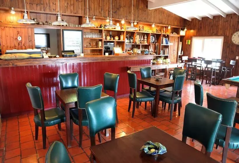 Hotel La Posada De Madryn