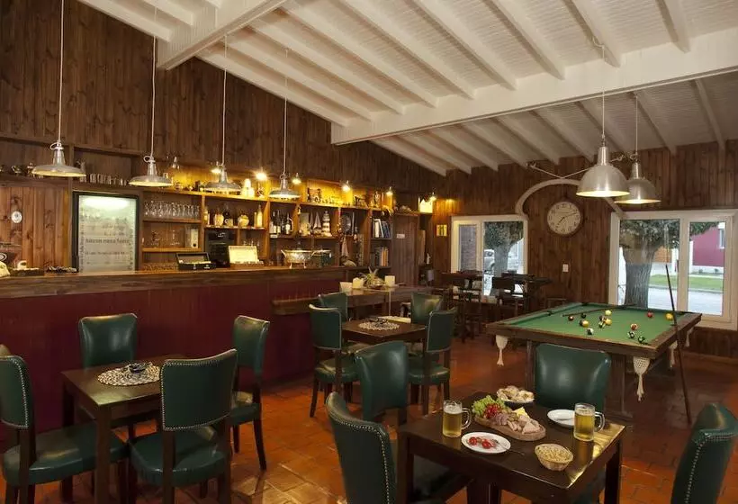 Hotel La Posada De Madryn