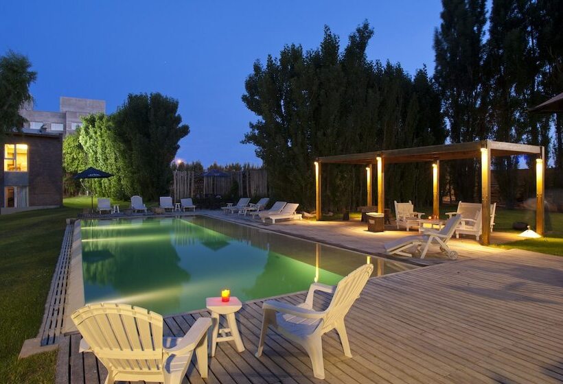 فندق La Posada De Madryn