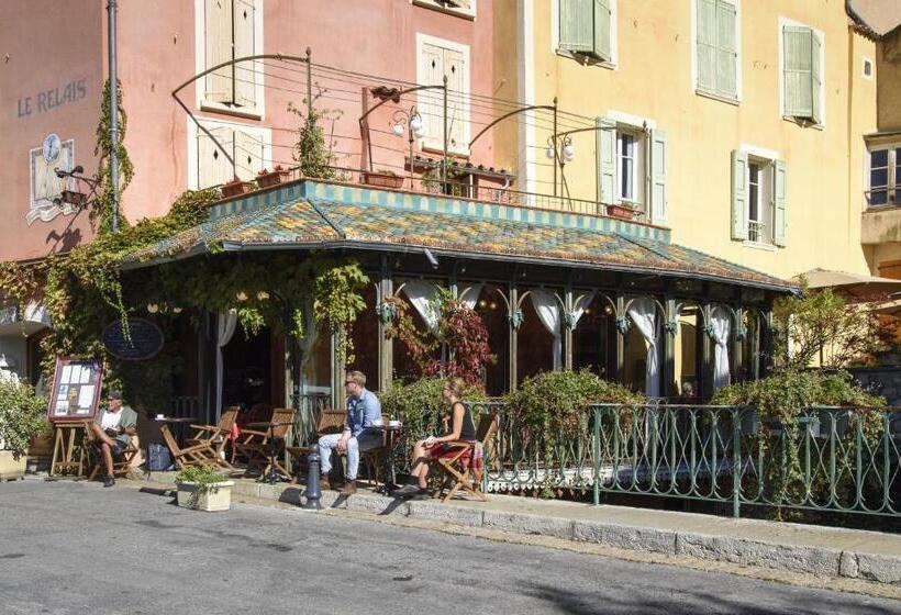 Отель Le Relais De Moustiers
