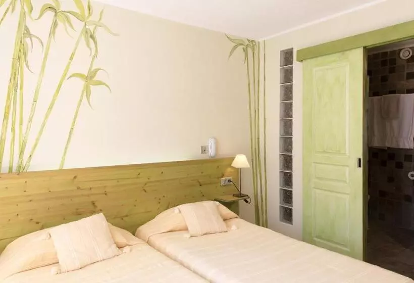 هتل Le Relais De Moustiers