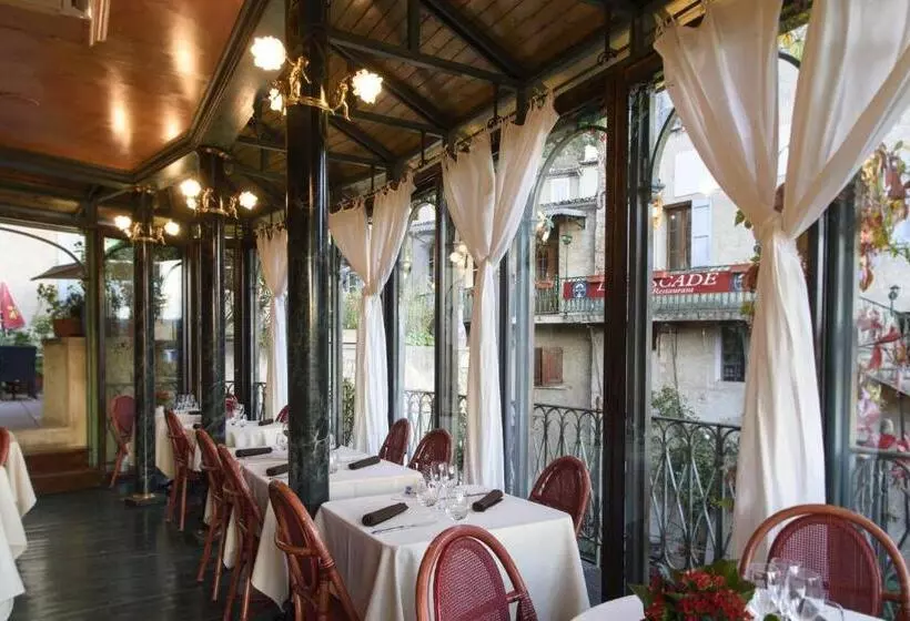 هتل Le Relais De Moustiers