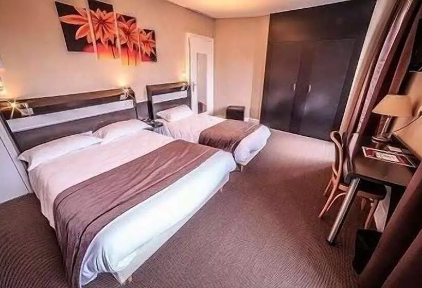 Logis Hotel Des Bourbons