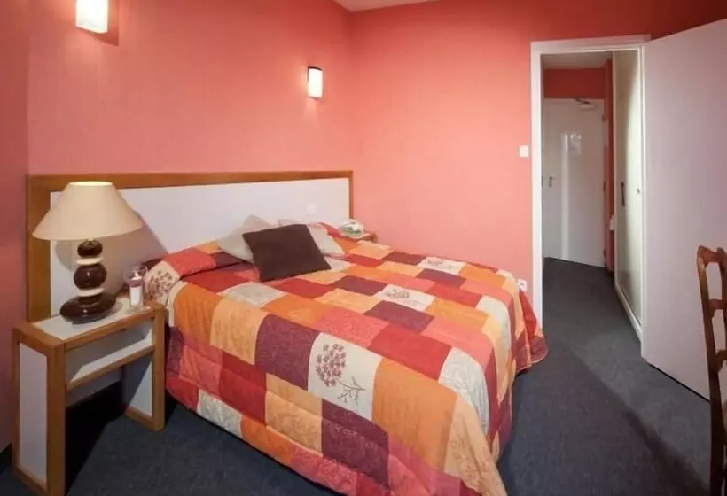 Logis Hotel Restaurant Des Voyageurs