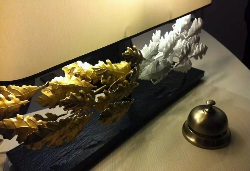 فندق Logis Hôtel Le Chene Dore