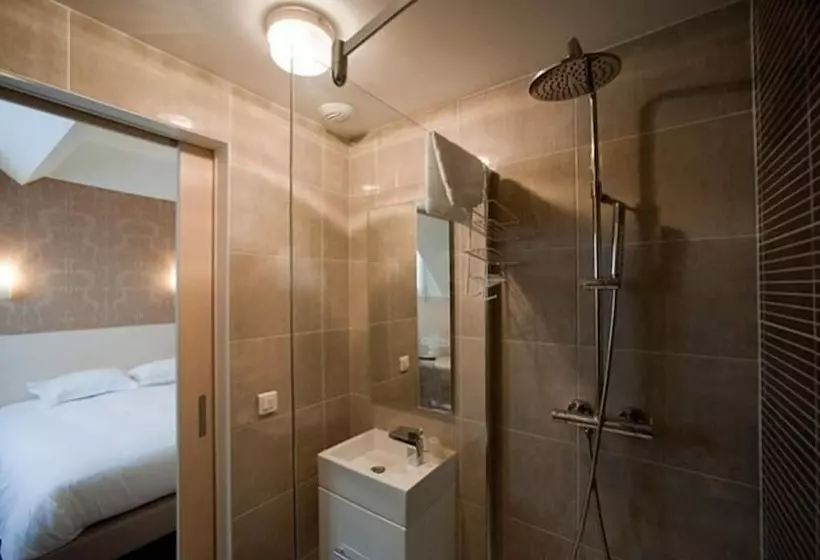 فندق Logis Hôtel Le Chene Dore