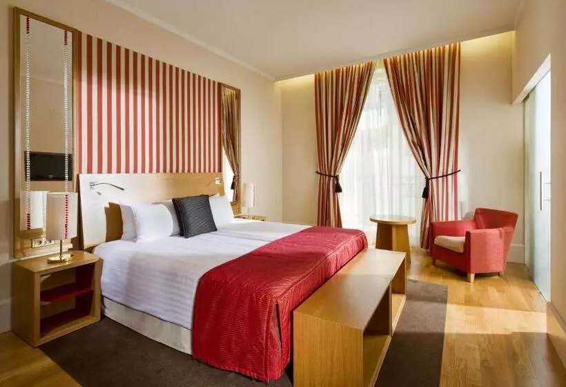 Mamaison Hotel Riverside Prague