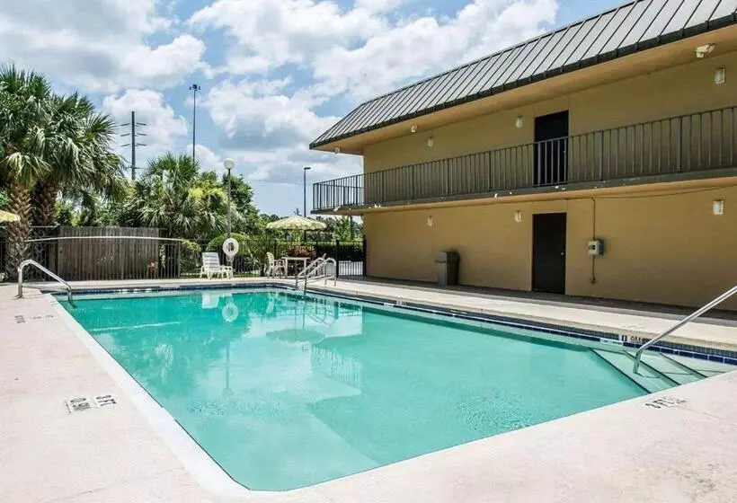 فندق Quality Inn Elkton St. Augustine South