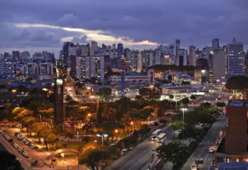 호텔 Rede Andrade Vernon