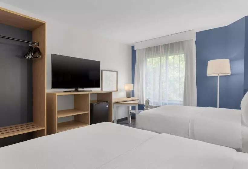 Spark by Hilton Orlando near SeaWorld