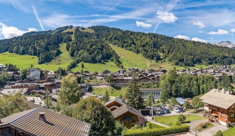 اقامتگاه Hôtel Les Côtes, Résidence Loisirs Et Chalets