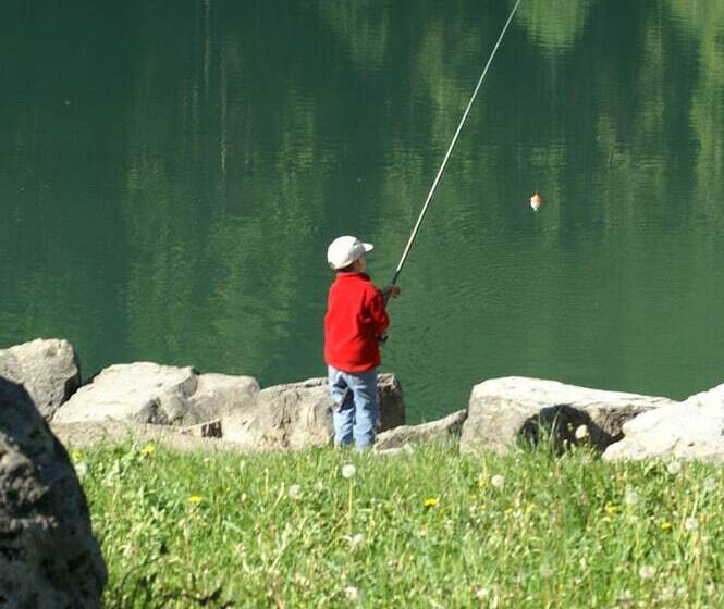 اقامتگاه Hôtel Les Côtes, Résidence Loisirs Et Chalets