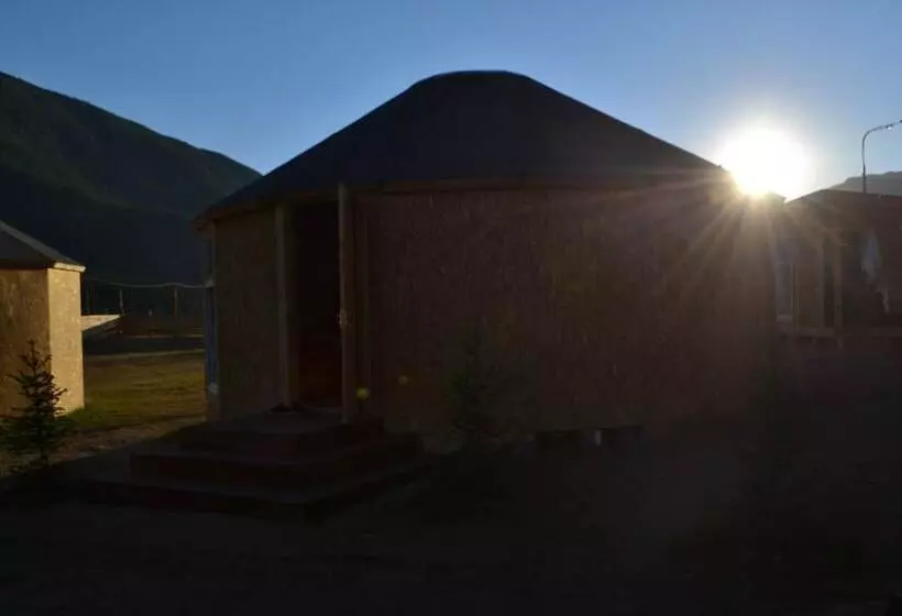 تختخواب و صبحانه Ethnohouse Yurta