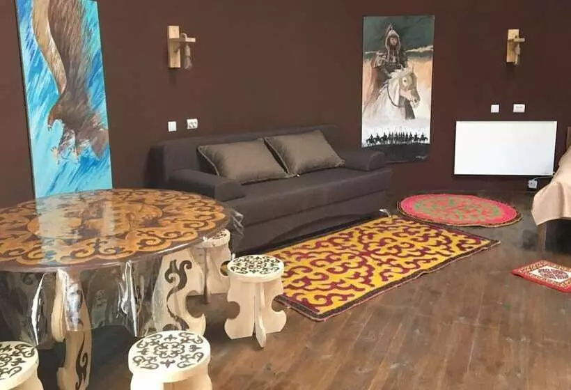 تختخواب و صبحانه Ethnohouse Yurta