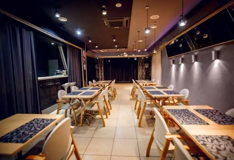 Hotelli New Fortress