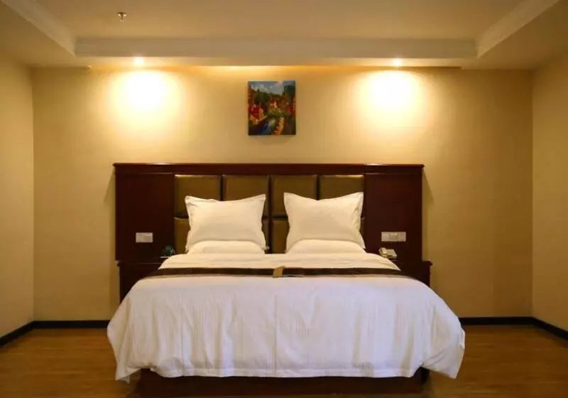 Hotelli Greentree Inn Hunan Jishou Longshan Yuelu Avenue Business