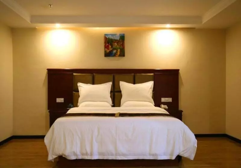 Hotelli Greentree Inn Hunan Jishou Longshan Yuelu Avenue Business