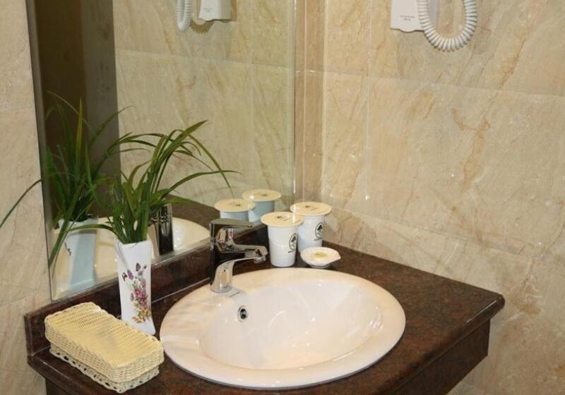 فندق Greentree Inn Hunan Jishou Longshan Yuelu Avenue Business