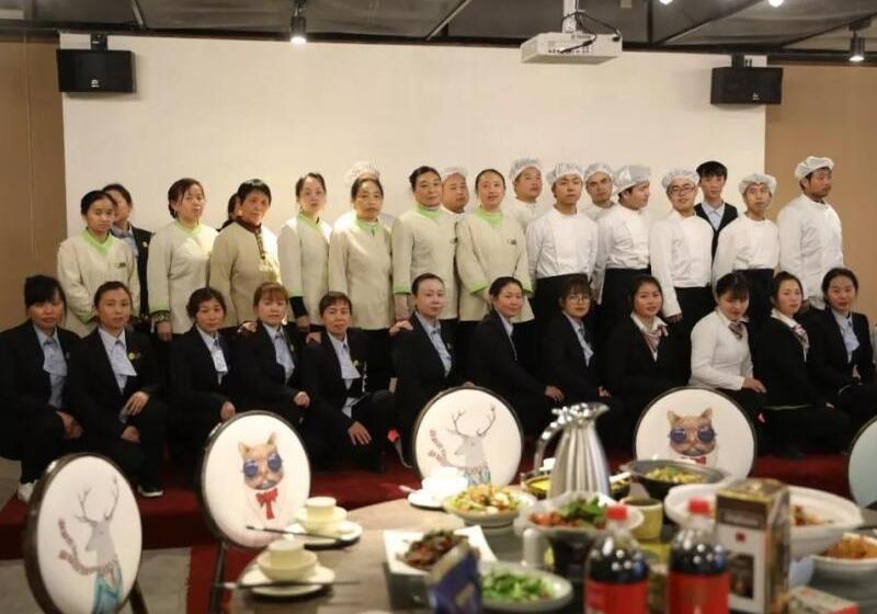 فندق Greentree Inn Hunan Jishou Longshan Yuelu Avenue Business