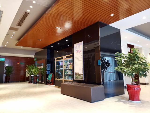 בית מלון כפרי Jinjiang Inn Zhenjiang Yangzhong Yangzi Road Shop