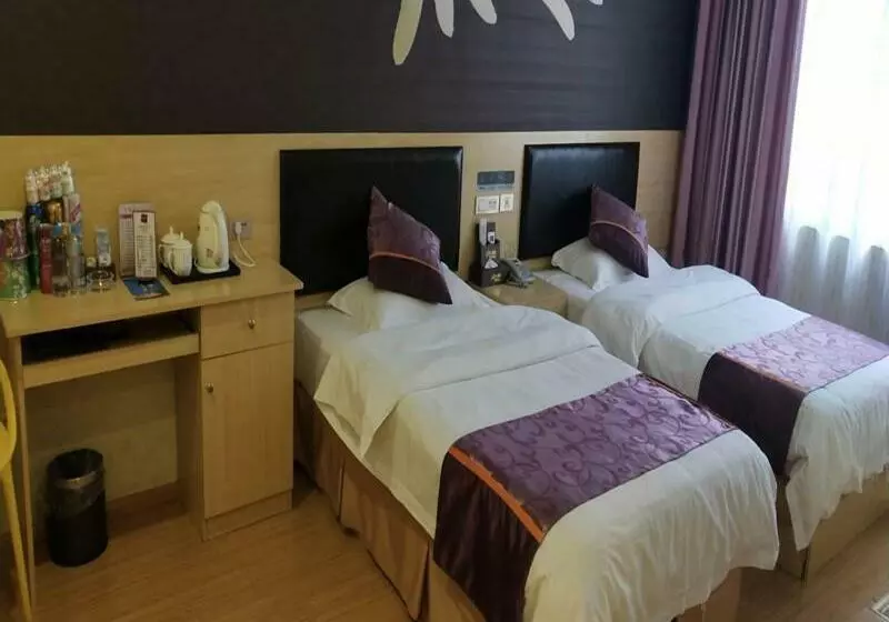 Thank Inn Chain Hotel Guizhou South Prefecture Longli County High Speed Railway Station