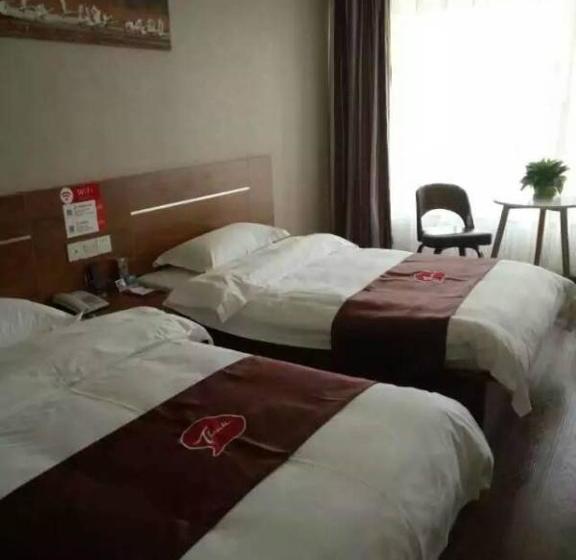 Thank Inn Chain Hotel Hubin District Dongfeng Market