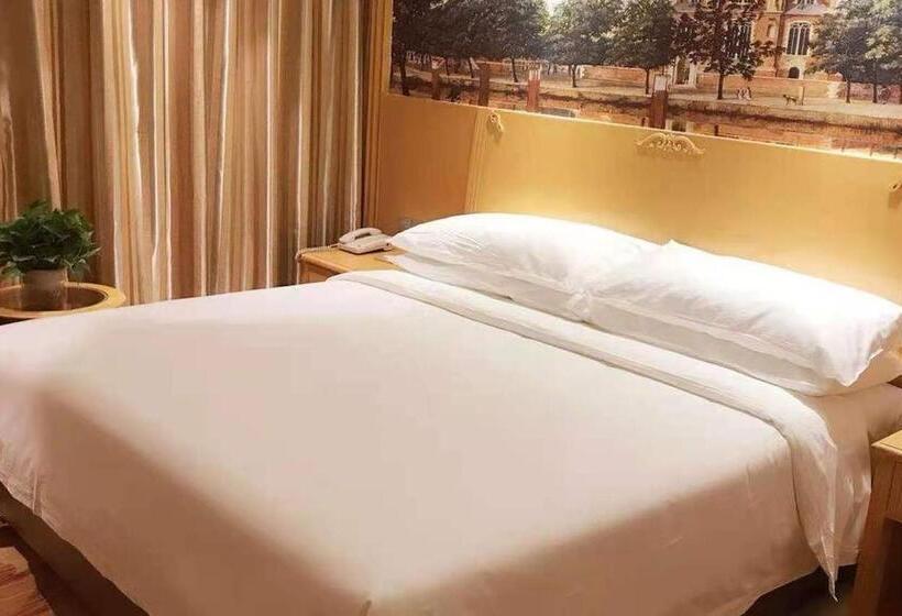 Vienna Hotel Hubei Tianmen Donghu International