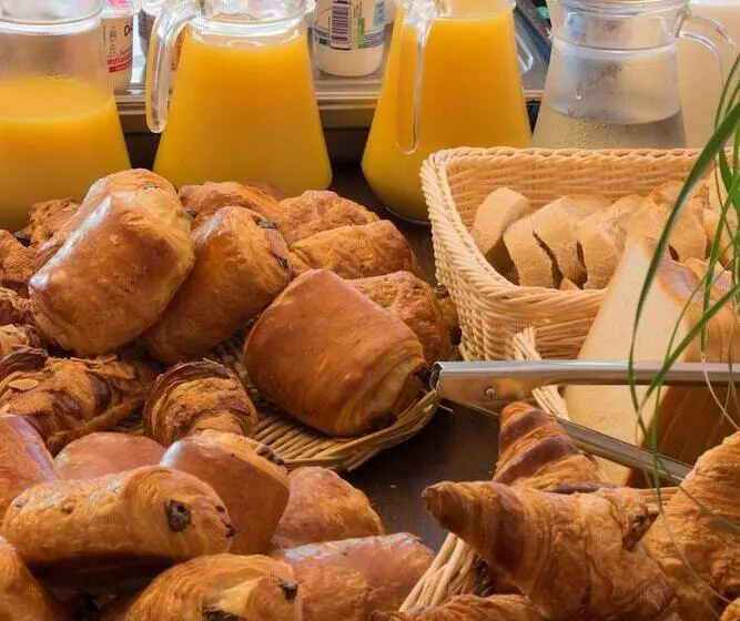 Отель Auberge Le Semnoz