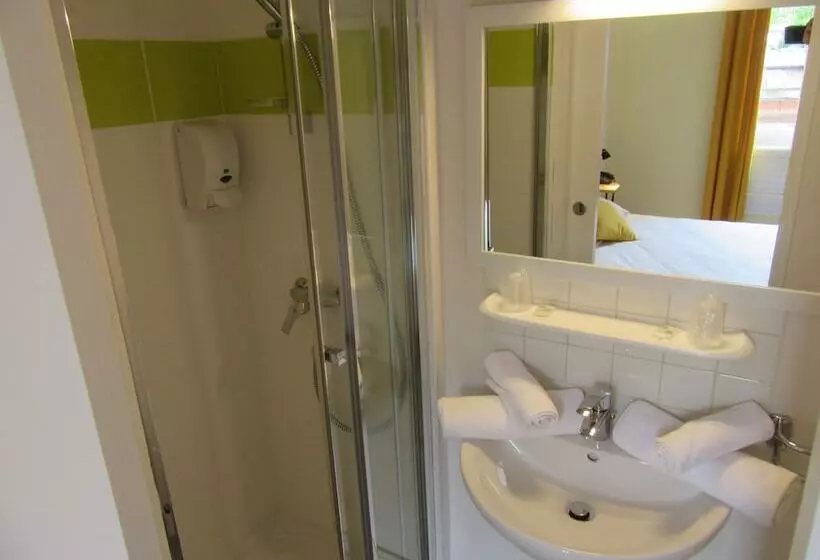 Отель De France