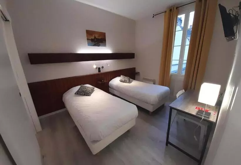 Отель De France