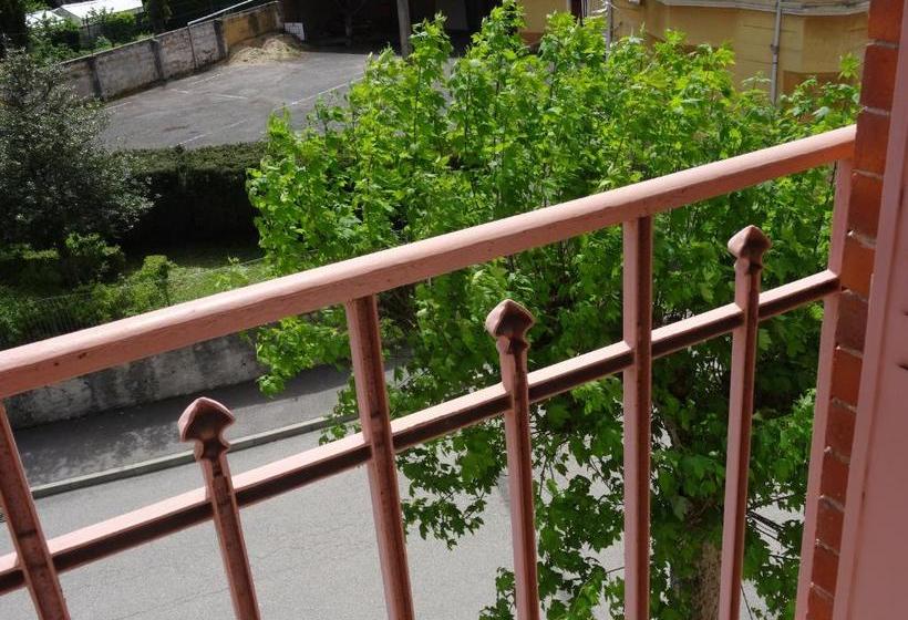 Отель Restaurant De La Poste