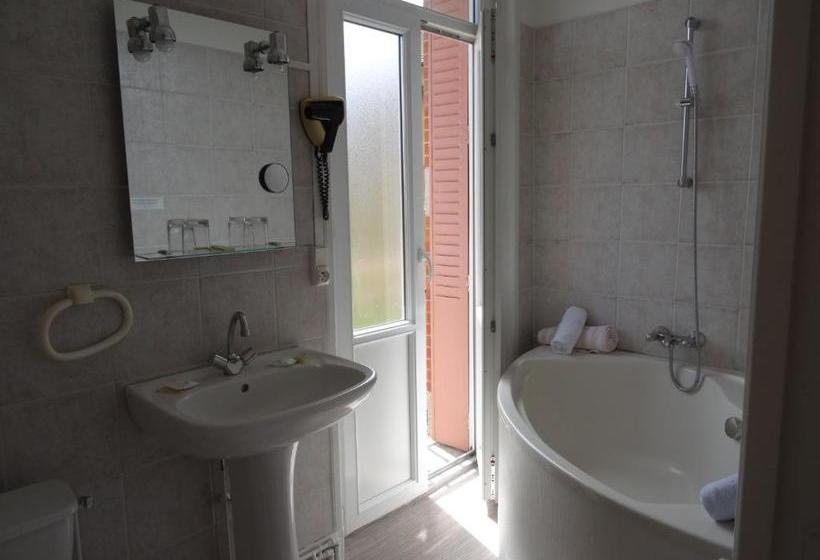 Отель Restaurant De La Poste