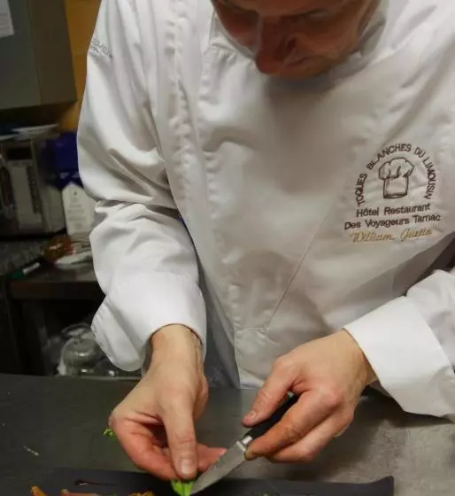 Logis Hotel Restaurant Des Voyageurs