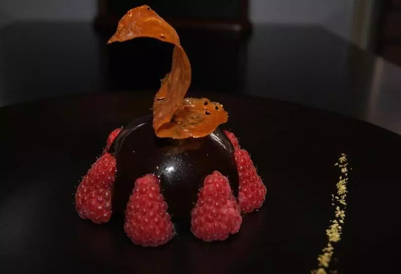 Logis Hotel Restaurant Des Voyageurs