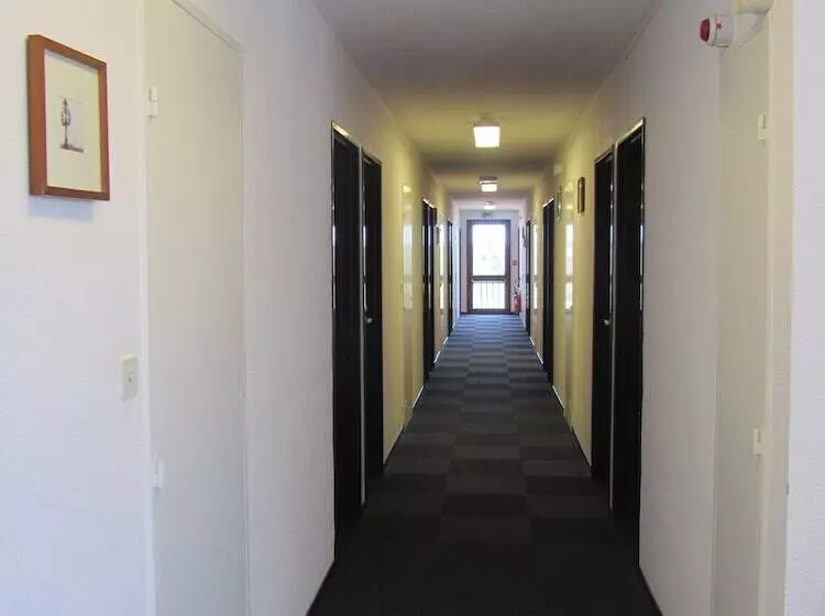 호텔 Hôtel   Restaurant Le Saint Joseph