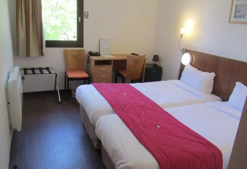 호텔 Hôtel   Restaurant Le Saint Joseph