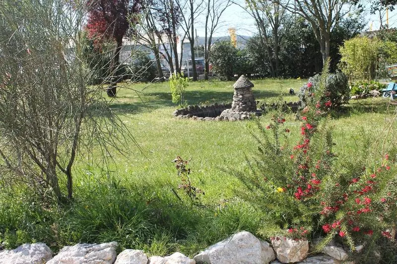 هتل Initial By Balladins Hôtel La Batida