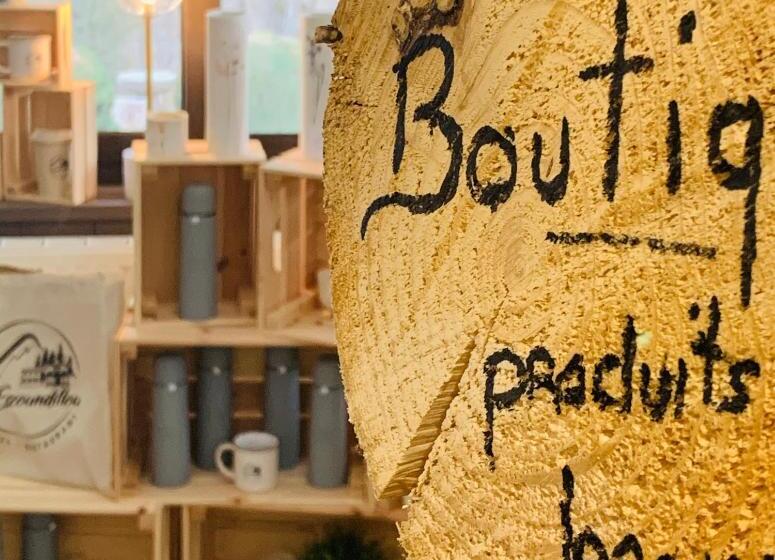 هتل L'escoundillou