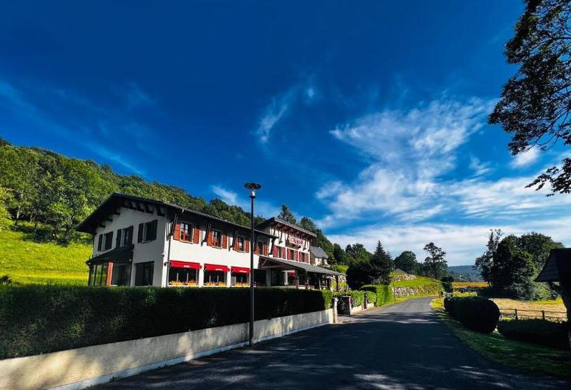 هتل L'escoundillou