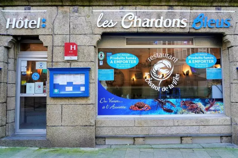 ホテル Logis Hôtel Les Chardons Bleus Restaurant Le Bistrot De La Mer