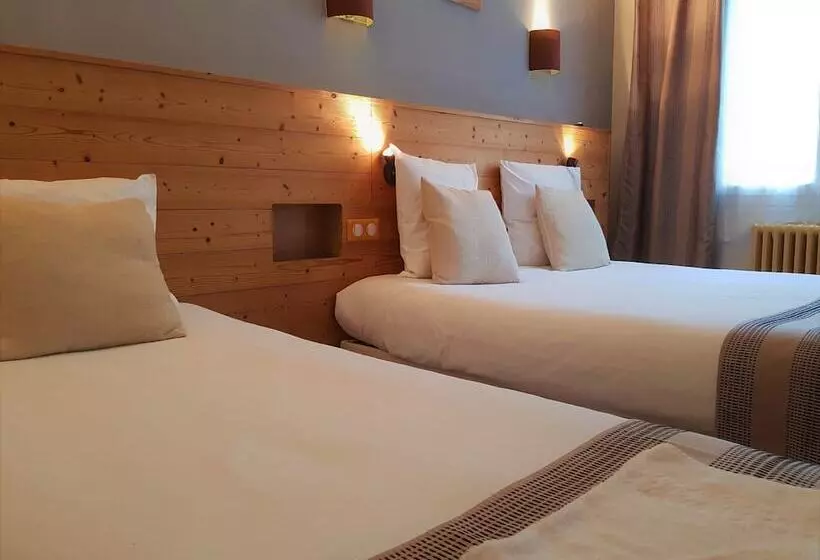 Savoy Hotel & Restaurant