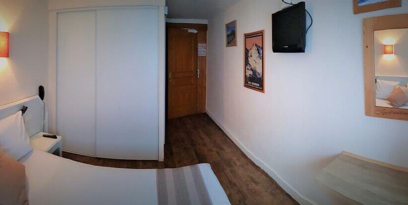 Savoy Hotel & Restaurant