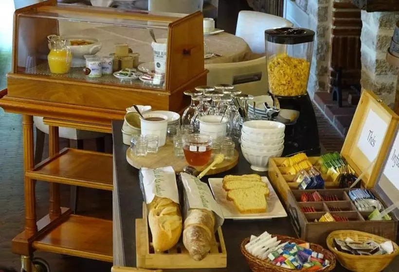 モーテル Le Relais Des Tuileries