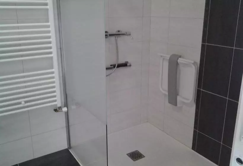 モーテル Le Relais Des Tuileries