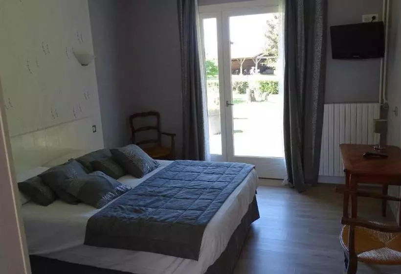 モーテル Le Relais Des Tuileries